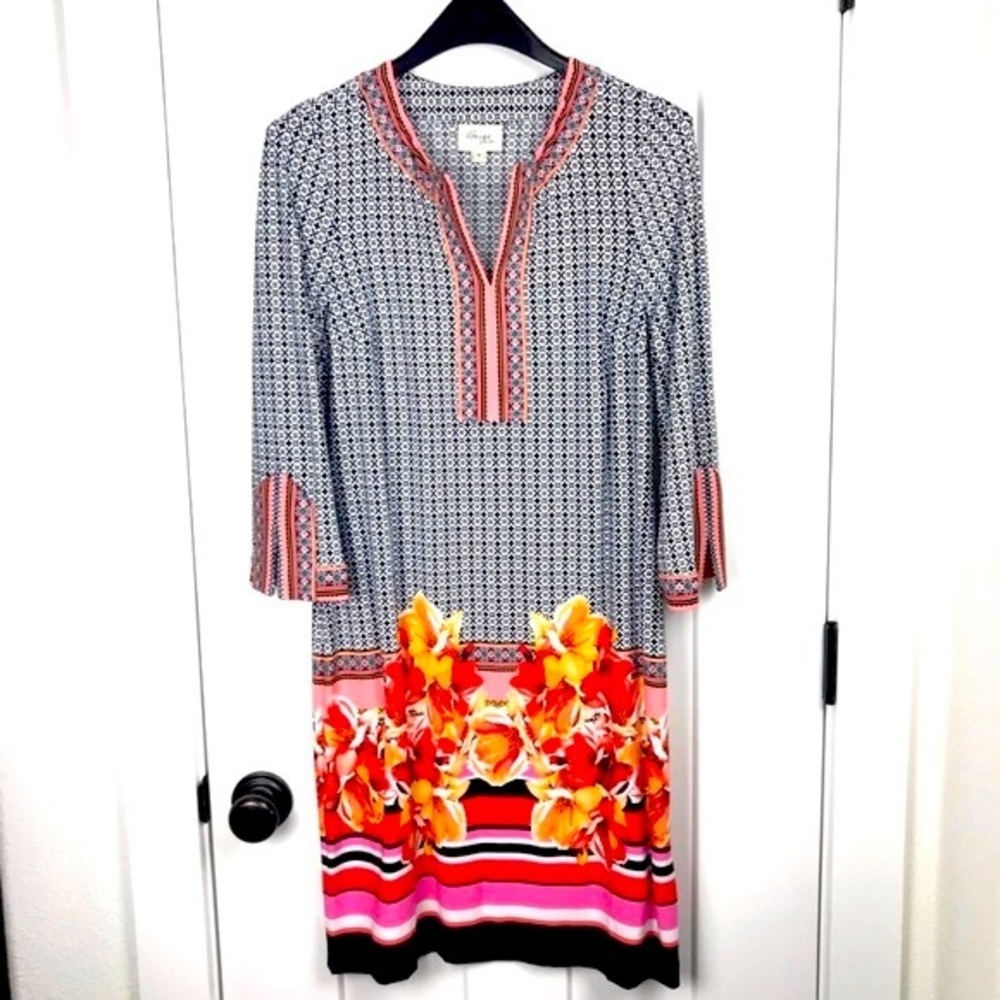 Beige by ECI medium 3/4 sleeve floral dress